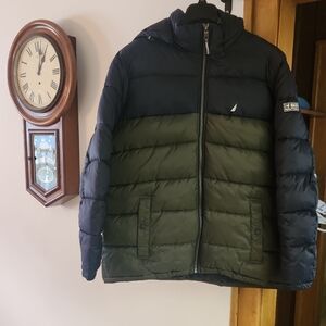 NAUTICA Men's XXL Winter Puffer Jacket With Zipper Hood